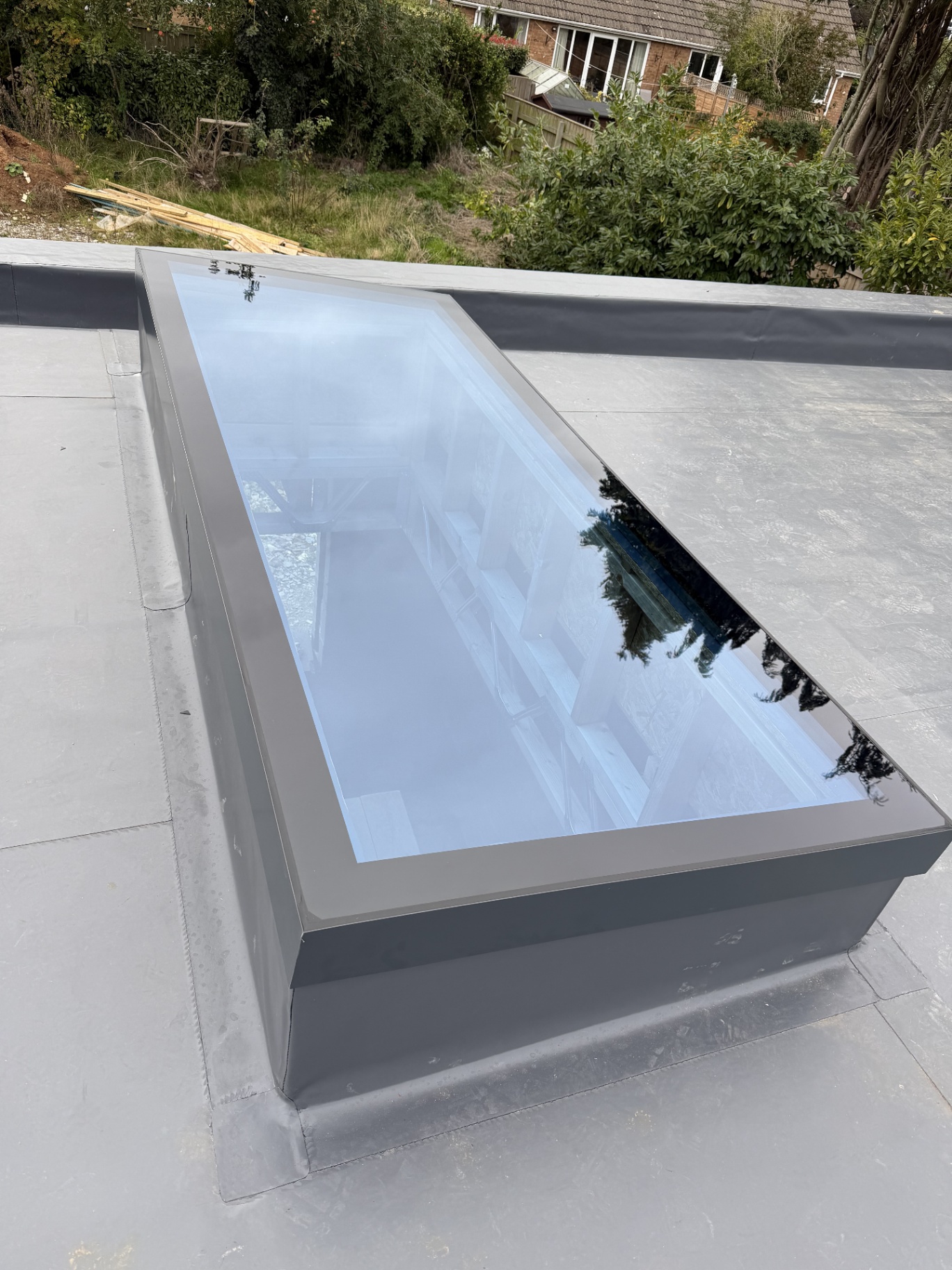 Long rectangular Infinity framed flat rooflight